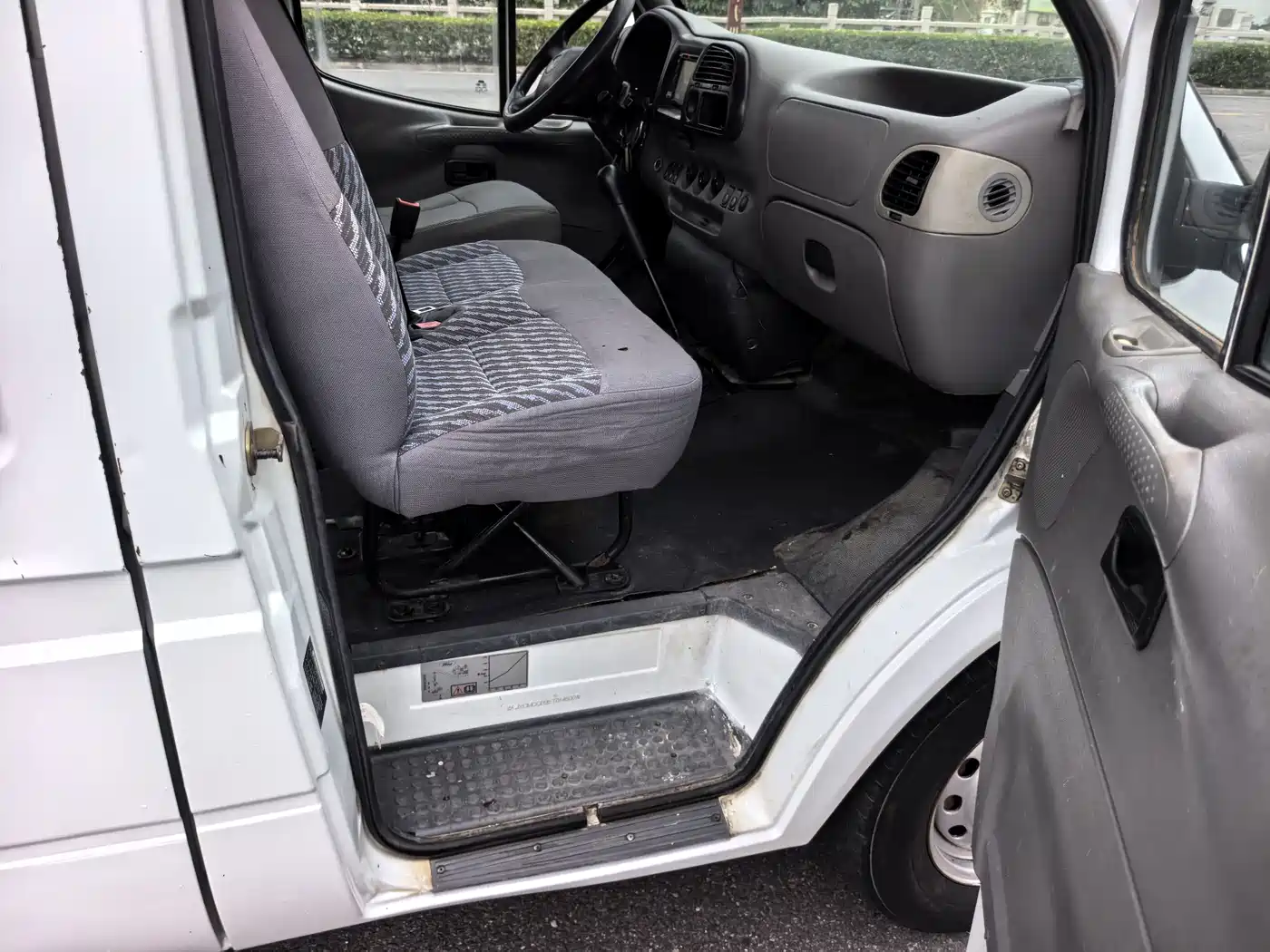 Ford Classic Transit 2014 2013 2.8T Diesel Standard Short Wheelbase Medium Roof JX493ZLQ3A