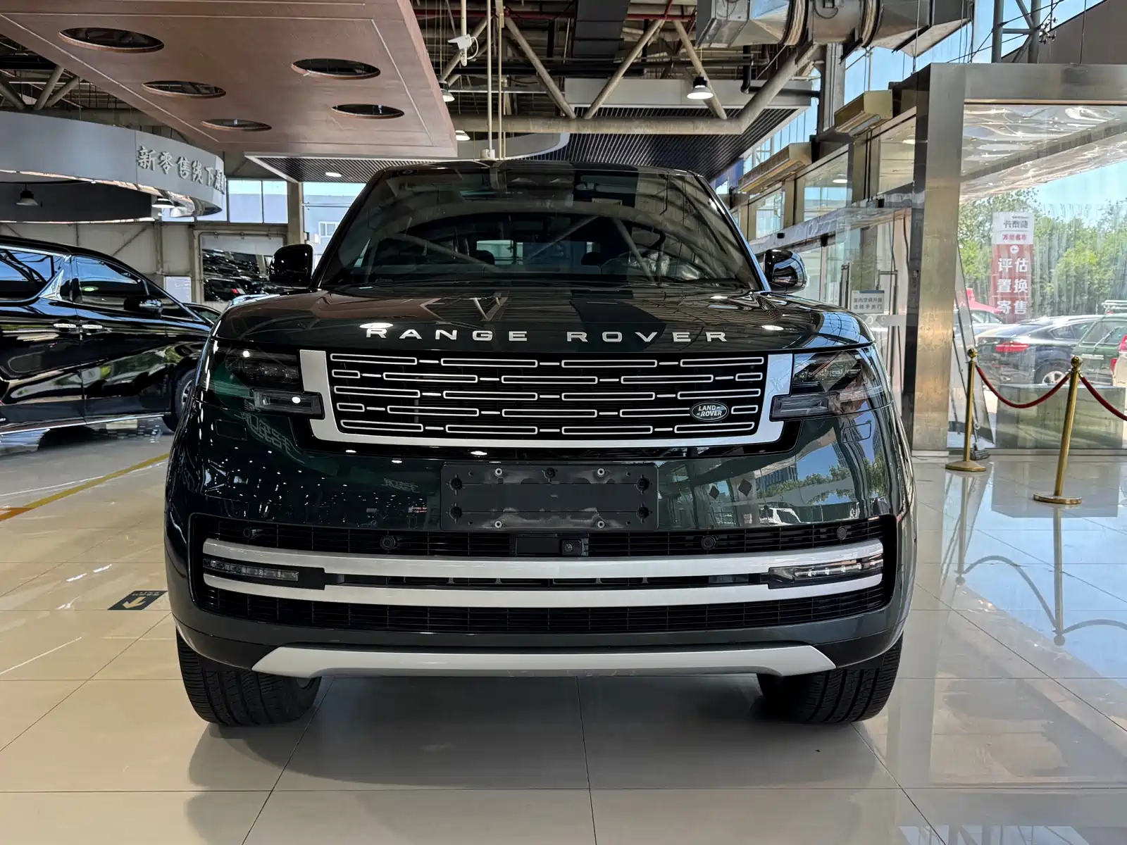 Фото 2 - Land Rover Range Rover