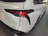 Фото 8 - Toyota Granvia