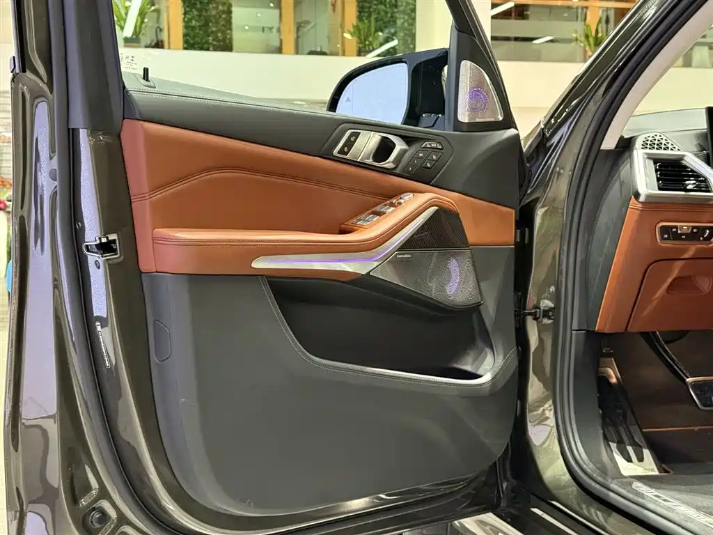BMW X7 M60i 2023 xDrive M60i фото 6