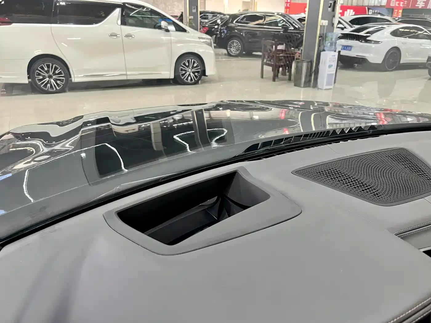 BMW X7 2021 xDrive40i Premium M Sport Package фото 10