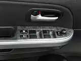 Фото 9 - Suzuki Grand Vitara