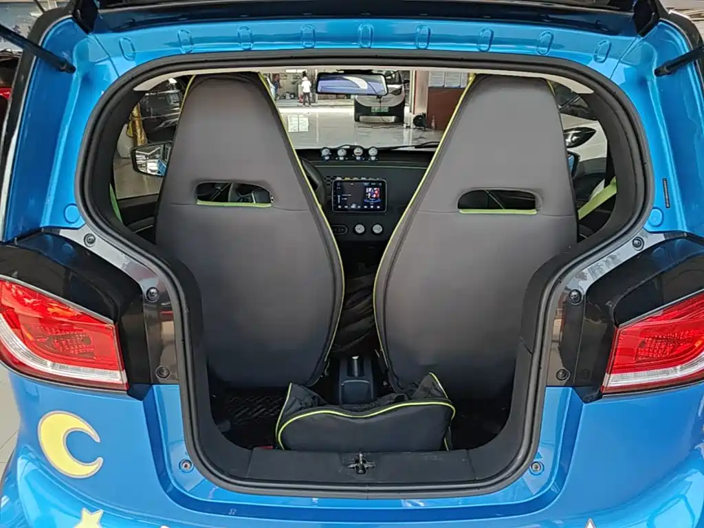 BAOJUN E100