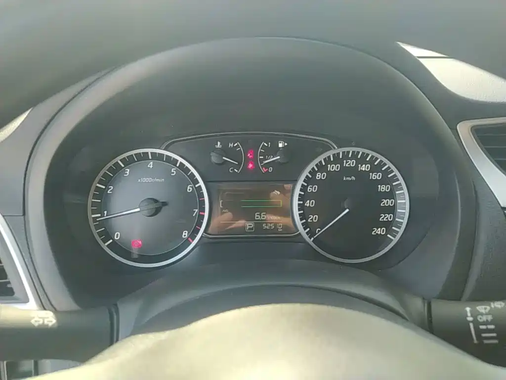 Nissan SYLPHY, миниатюра 12