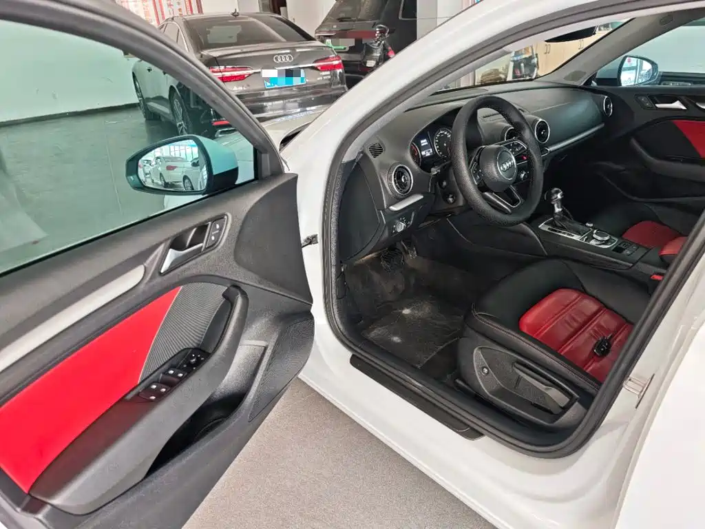 Фото 16 - Audi A3