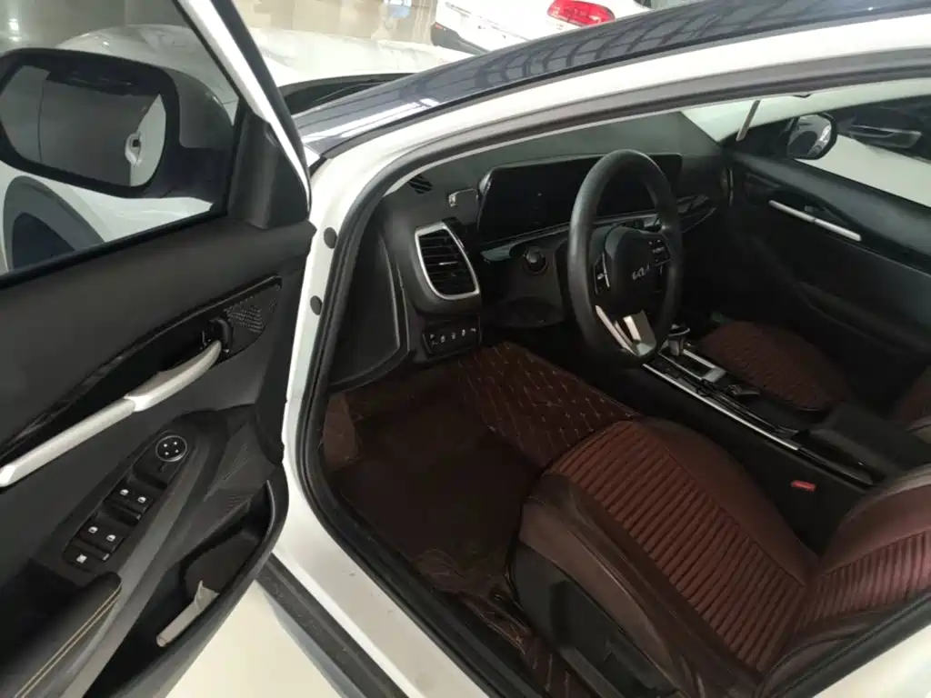 Kia Seltos 2025 2026 Model 1.5L IVT Comfort Edition