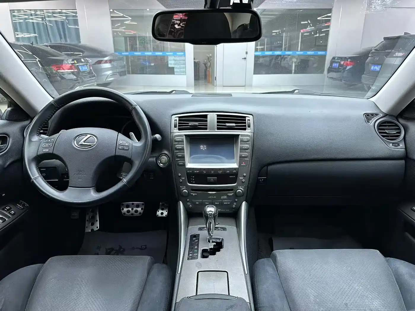Lexus IS 2006 300 Dynamic Edition фото 5