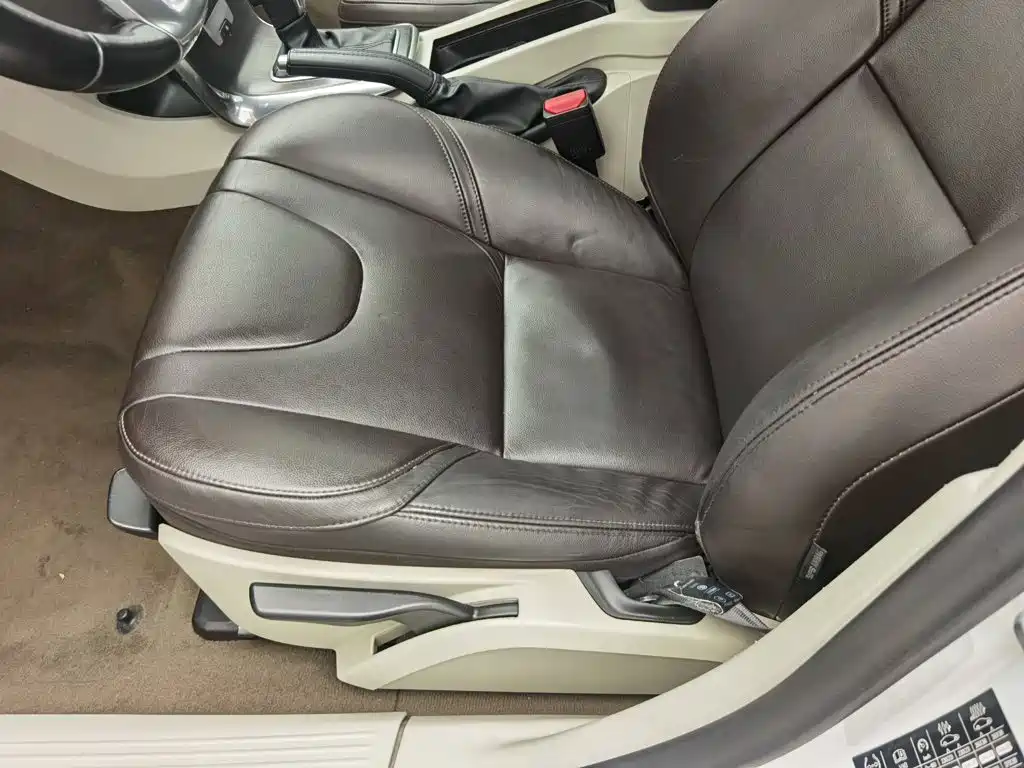 Volvo V40 2015 2015 1.6T Smart Comfort Edition