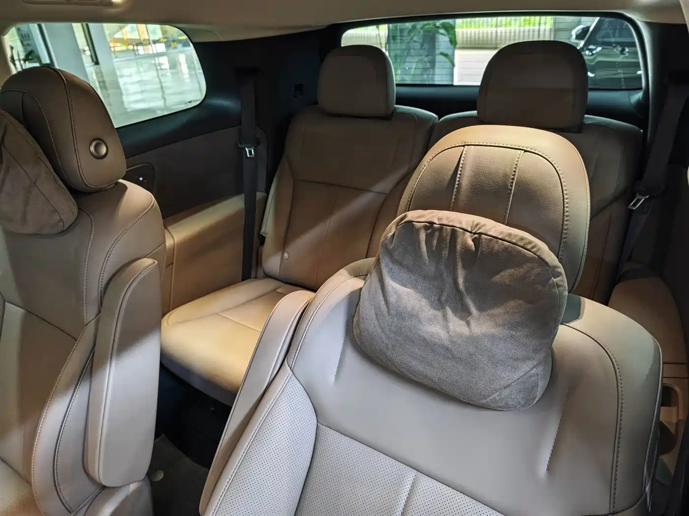 Li Auto Li i8 2026 2025 Standard Edition