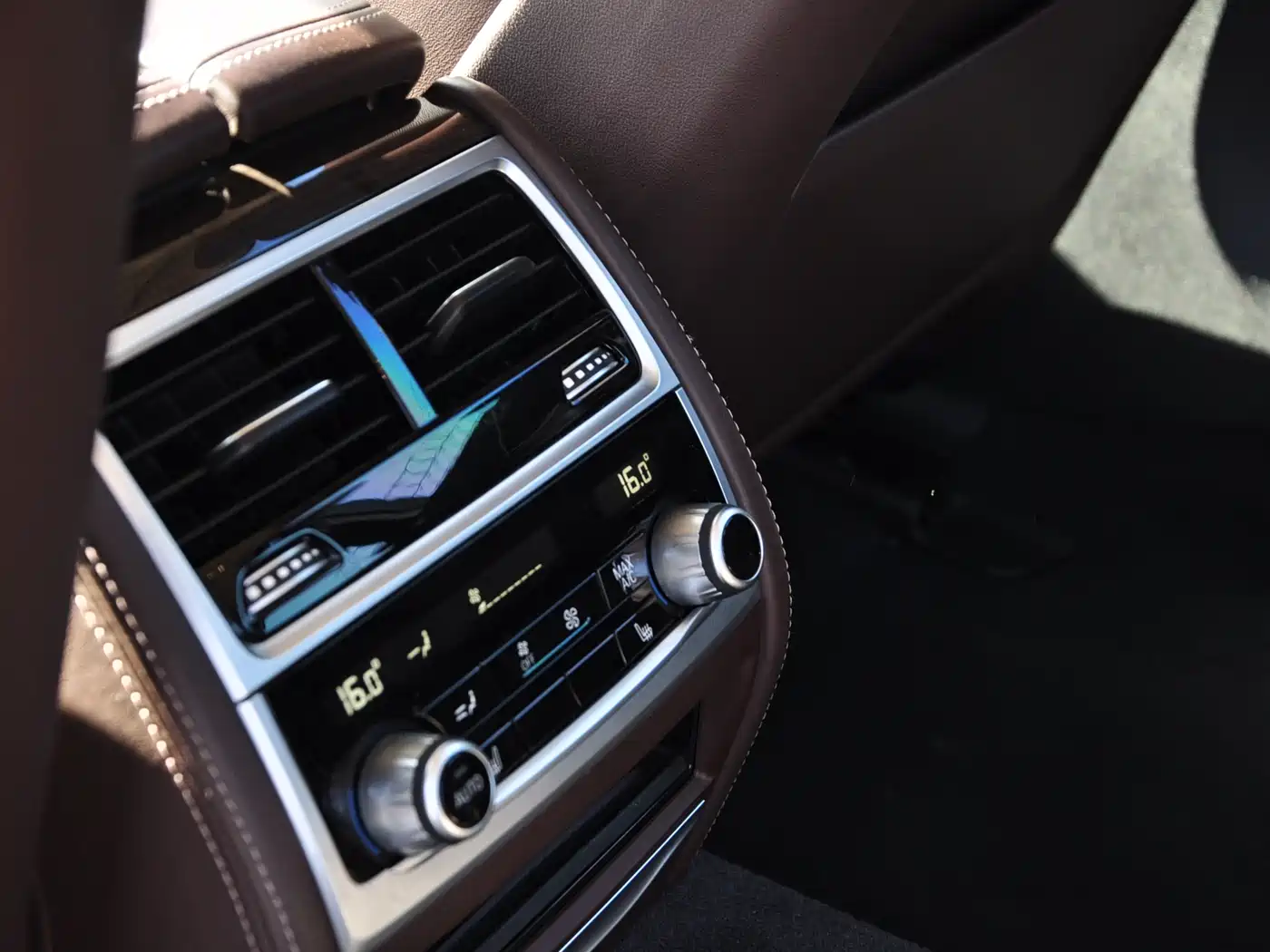 BMW 7 Series 2019 730Li Luxury Package фото 14