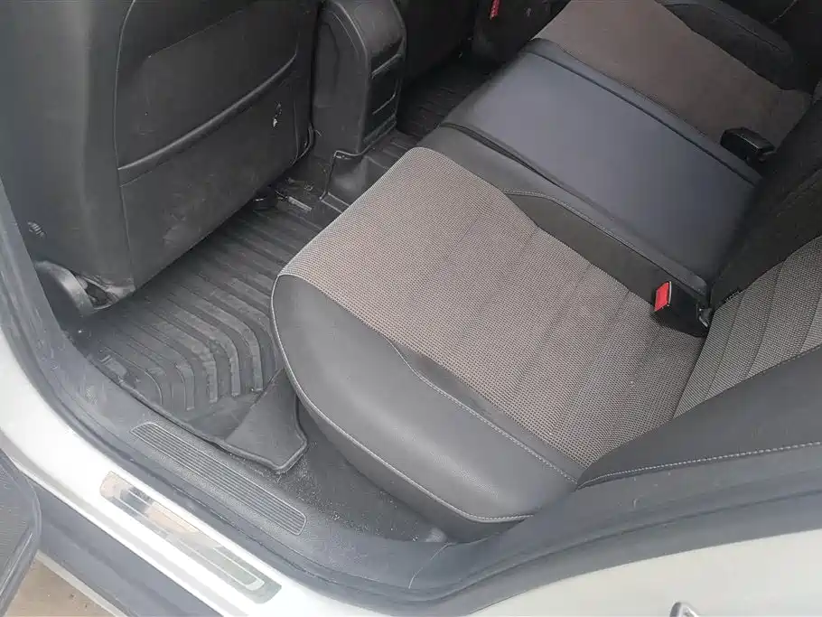 Volkswagen C-TREK 2017 230TSI DSG Luxury фото 11