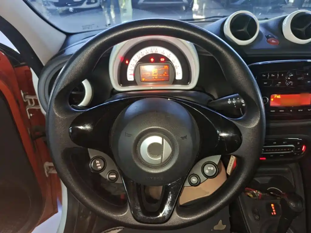 smart forfour 2019 2018 1.0L 52kW Agile Edition