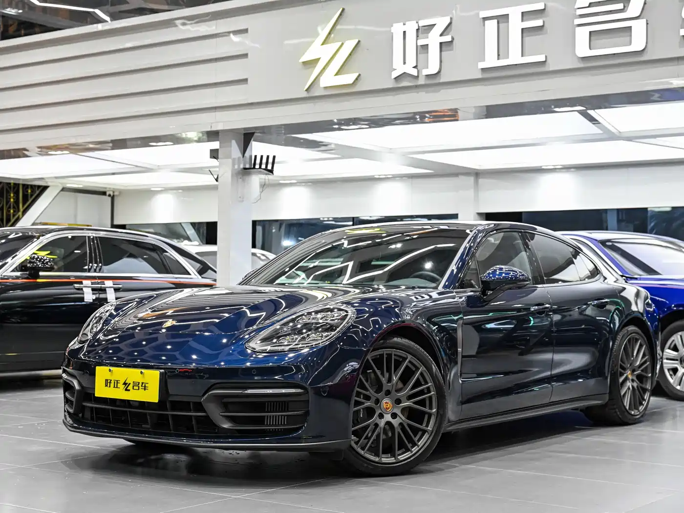 Porsche Panamera 2023 Facelift Panamera 2.9T Platinum Edition