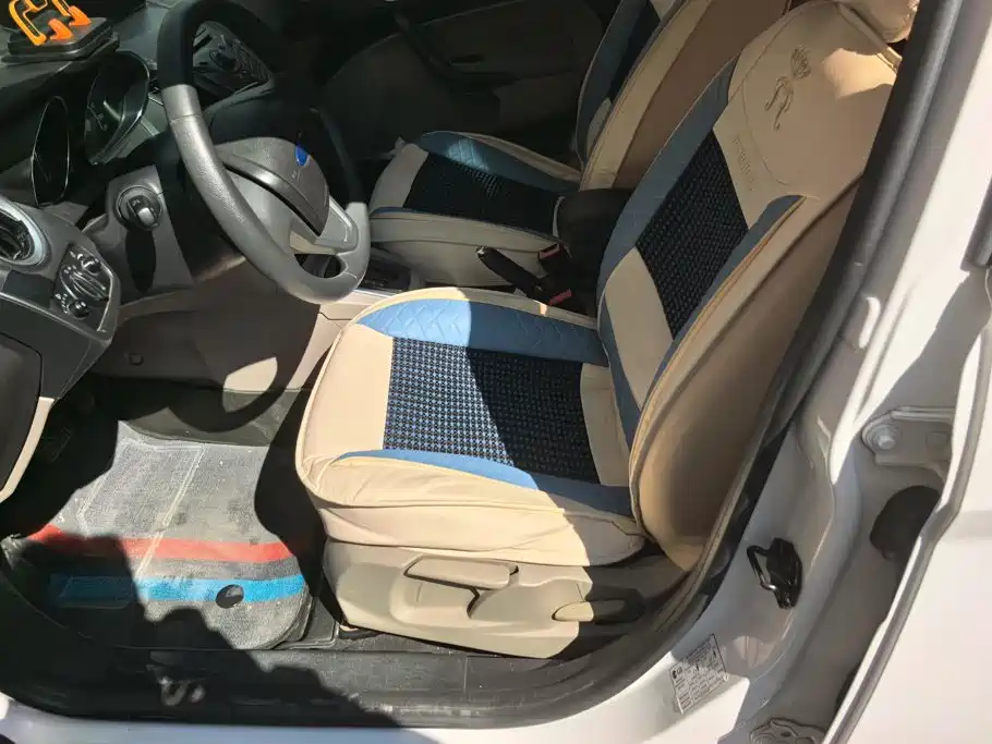 Ford Fiesta 2015 2013 Sedan 1.5L Automatic Fashion