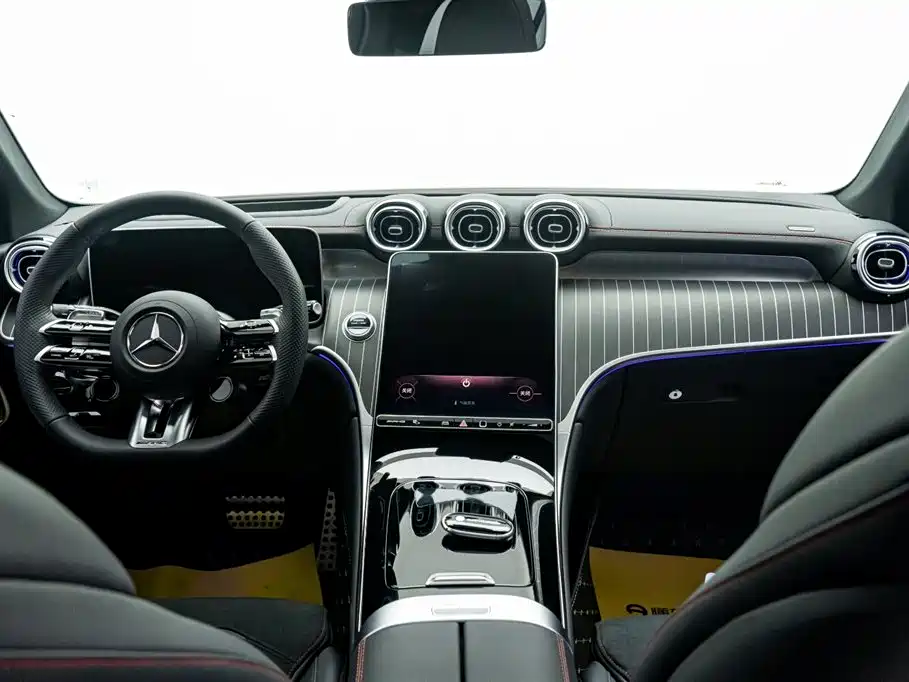 MERCEDES-BENZ GLC AMG