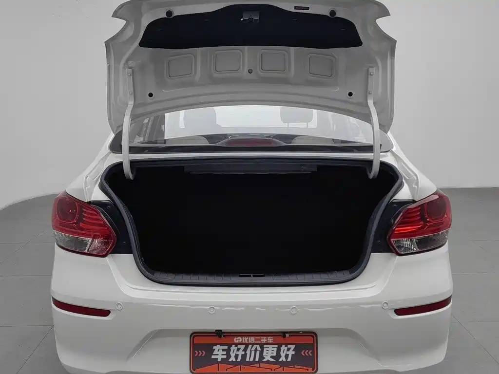 Kia Huan Chi 2022 2020 Facelift 1.4L Auto Comfort Sunroof Edition