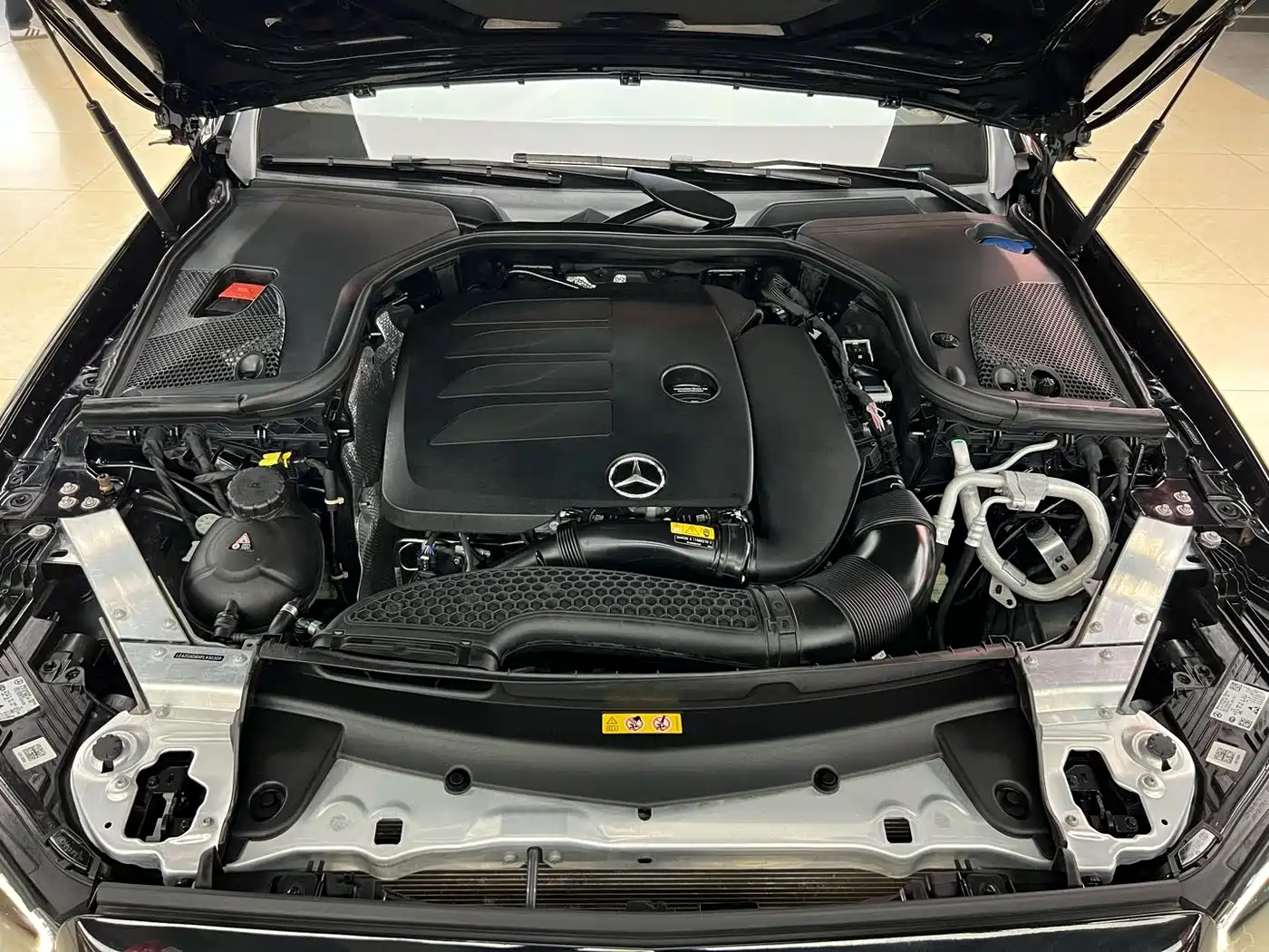 Mercedes-Benz E-Class 2023 E 300 L Luxury фото 23