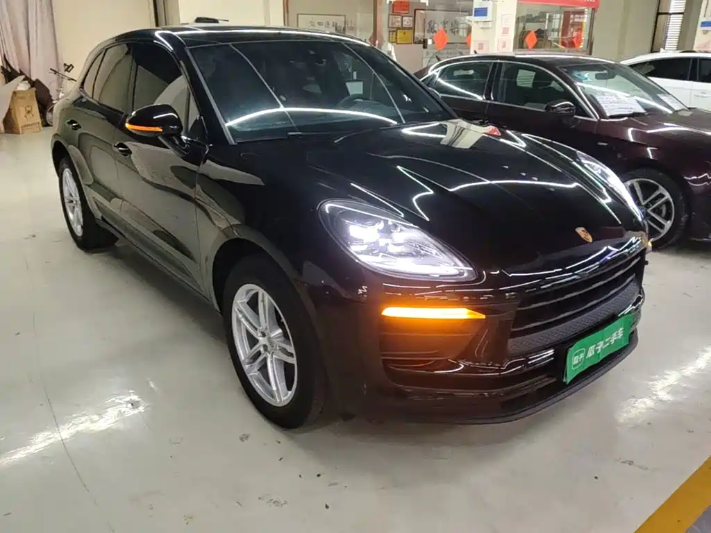 Porsche Macan 2023 2023 Macan T 2.0T