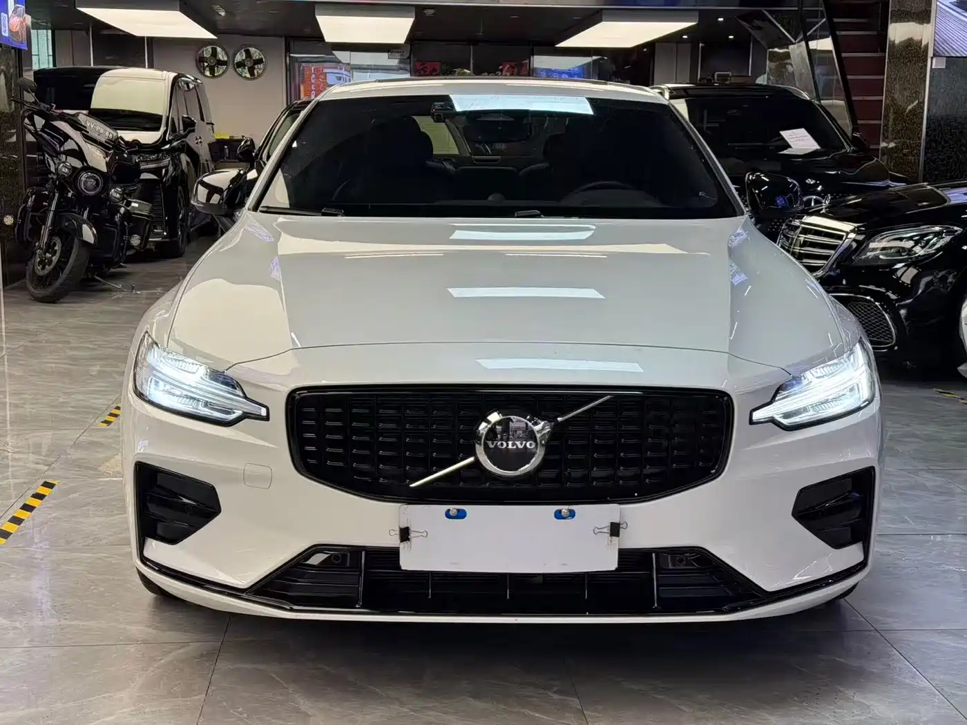 Volvo S60 2024 2025 B4 Smart Elite Sport Edition
