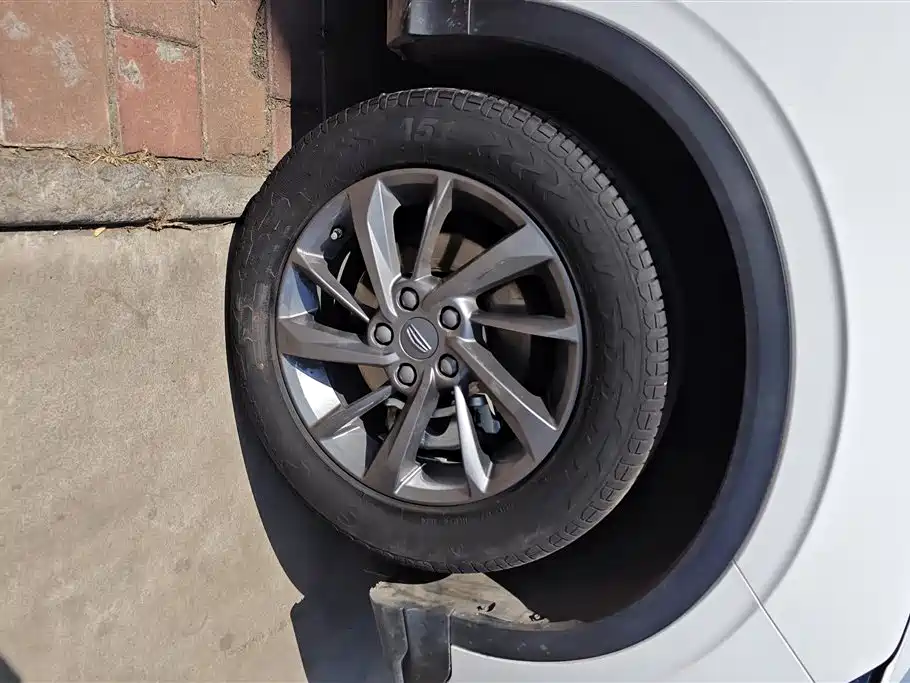 GEELY AUTOMOBILE BINYUE