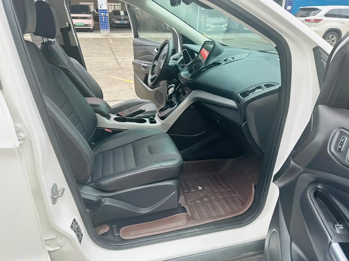 Ford Kuga 2014 2013 1.6L GTDi FWD Trend