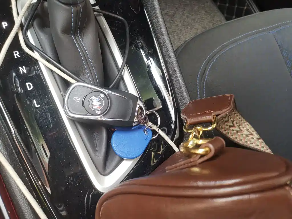 BUICK ANGKOLA