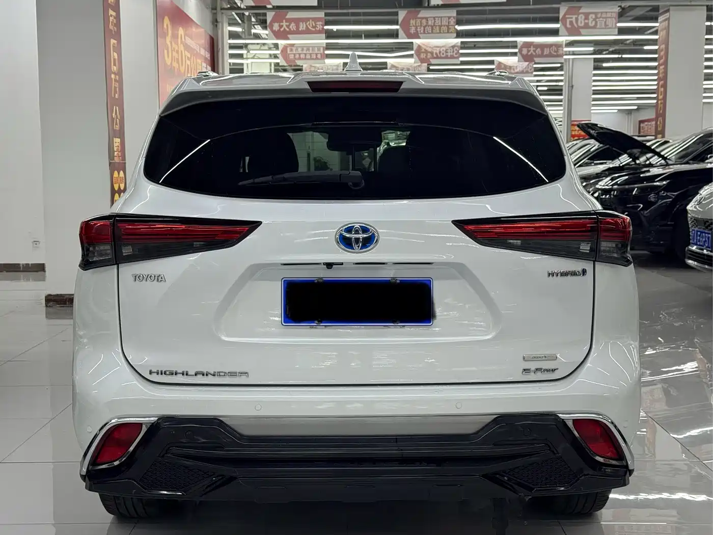 Фото 7 - Toyota Highlander
