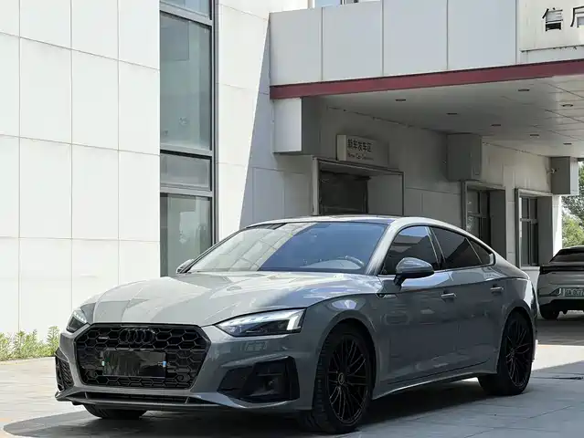 Audi A5 Sportback 40 TFSI quattro, Люкс Драйв