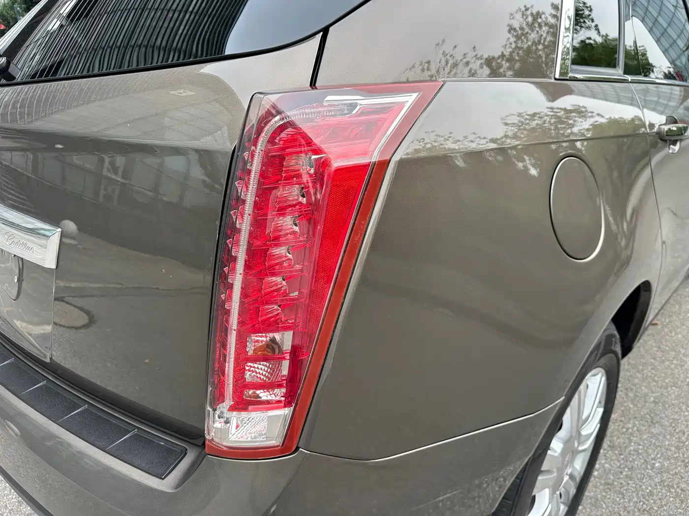 Photo 19 - Cadillac SRX