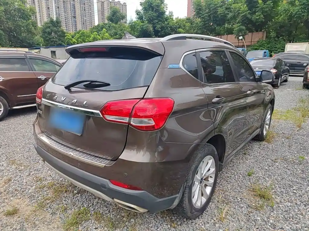Фото 7 - Haval H2