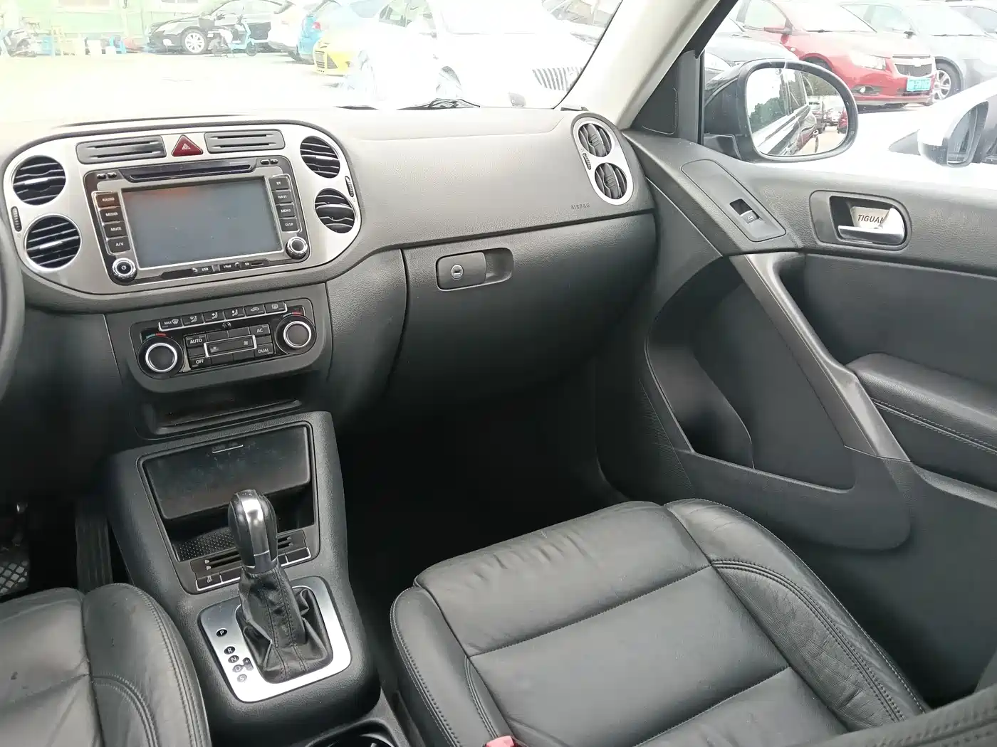 Volkswagen Tiguan 2012 1.8TSI Automatic 2WD Trend Edition фото 9