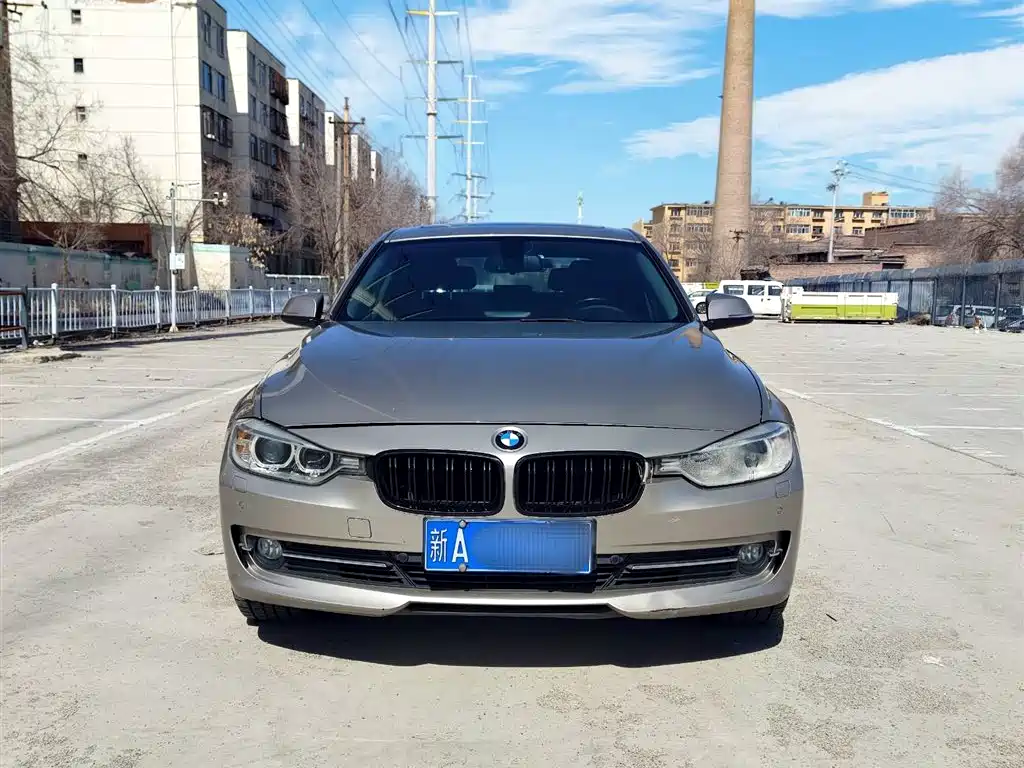 BMW 3 Series 2014 320Li Fashion фото 2