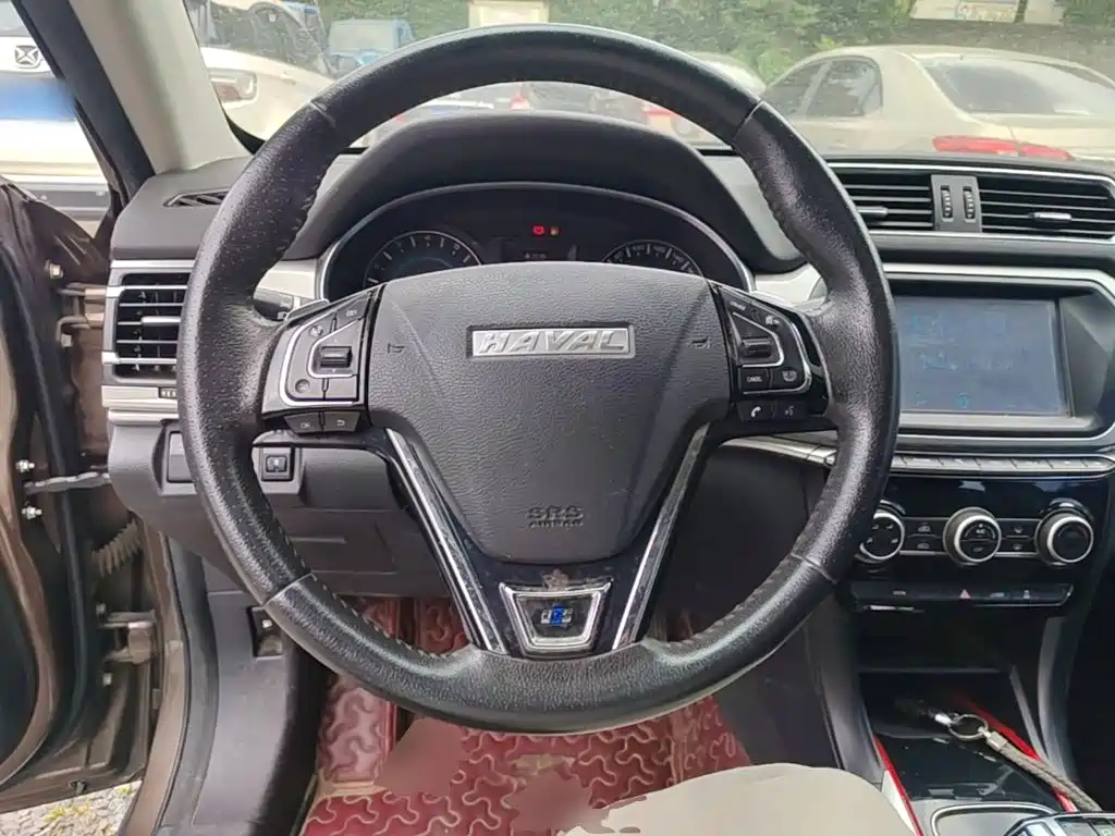 Фото 11 - Haval H2