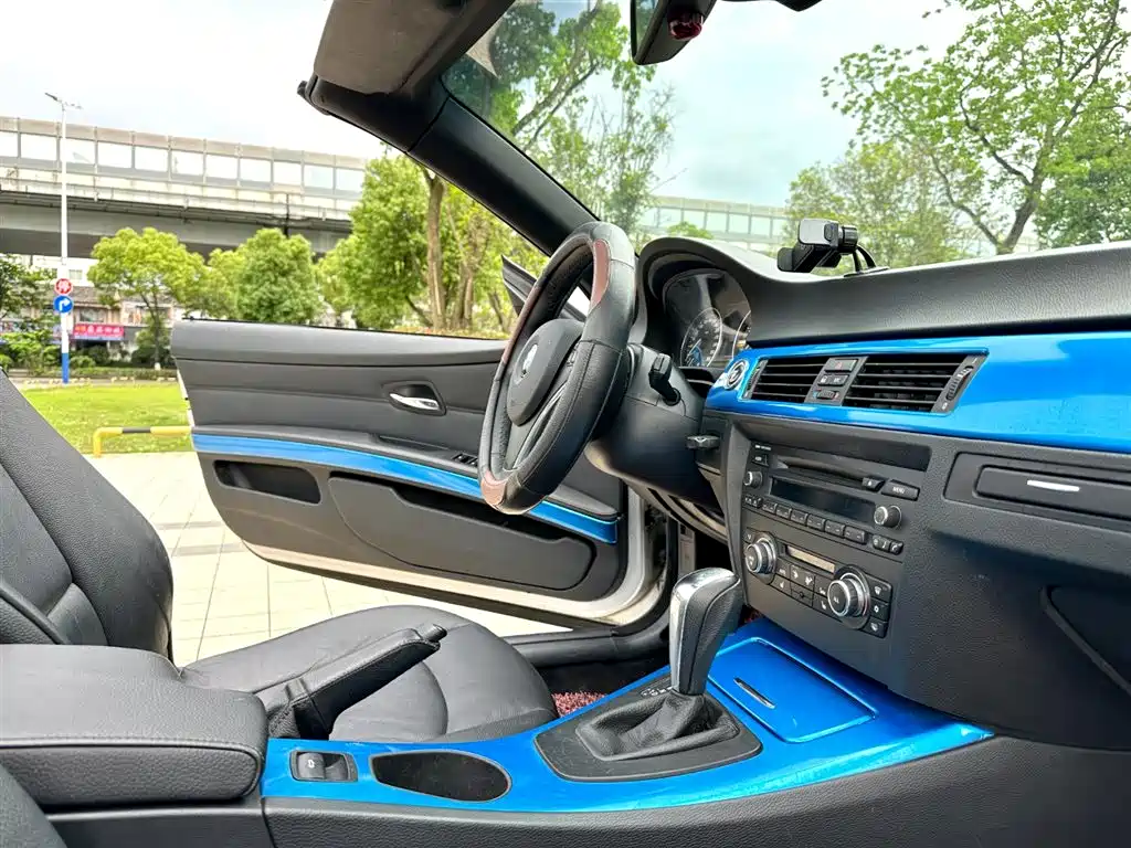 BMW 3 Series (Import) 2009 Model 325i Convertible фото 10