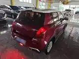Фото 7 - Suzuki Swift