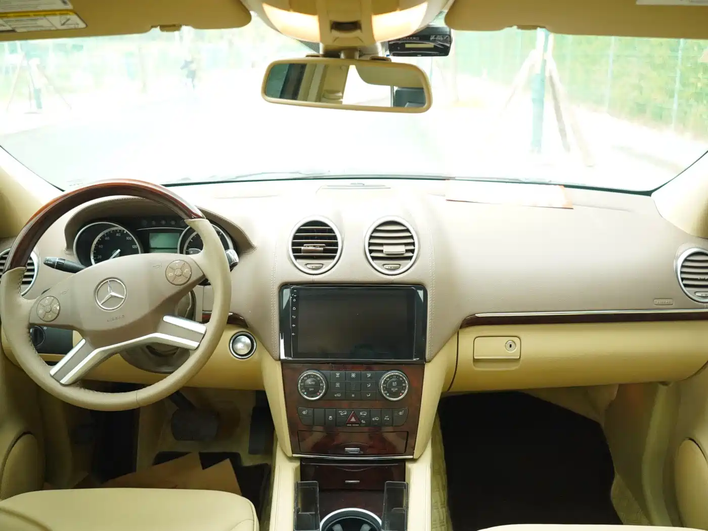 Mercedes-Benz GL-Class фото 15