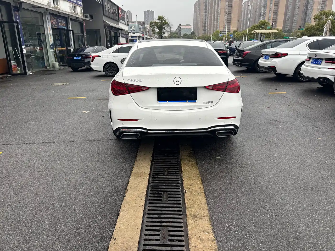 MERCEDES-BENZ C CLASS