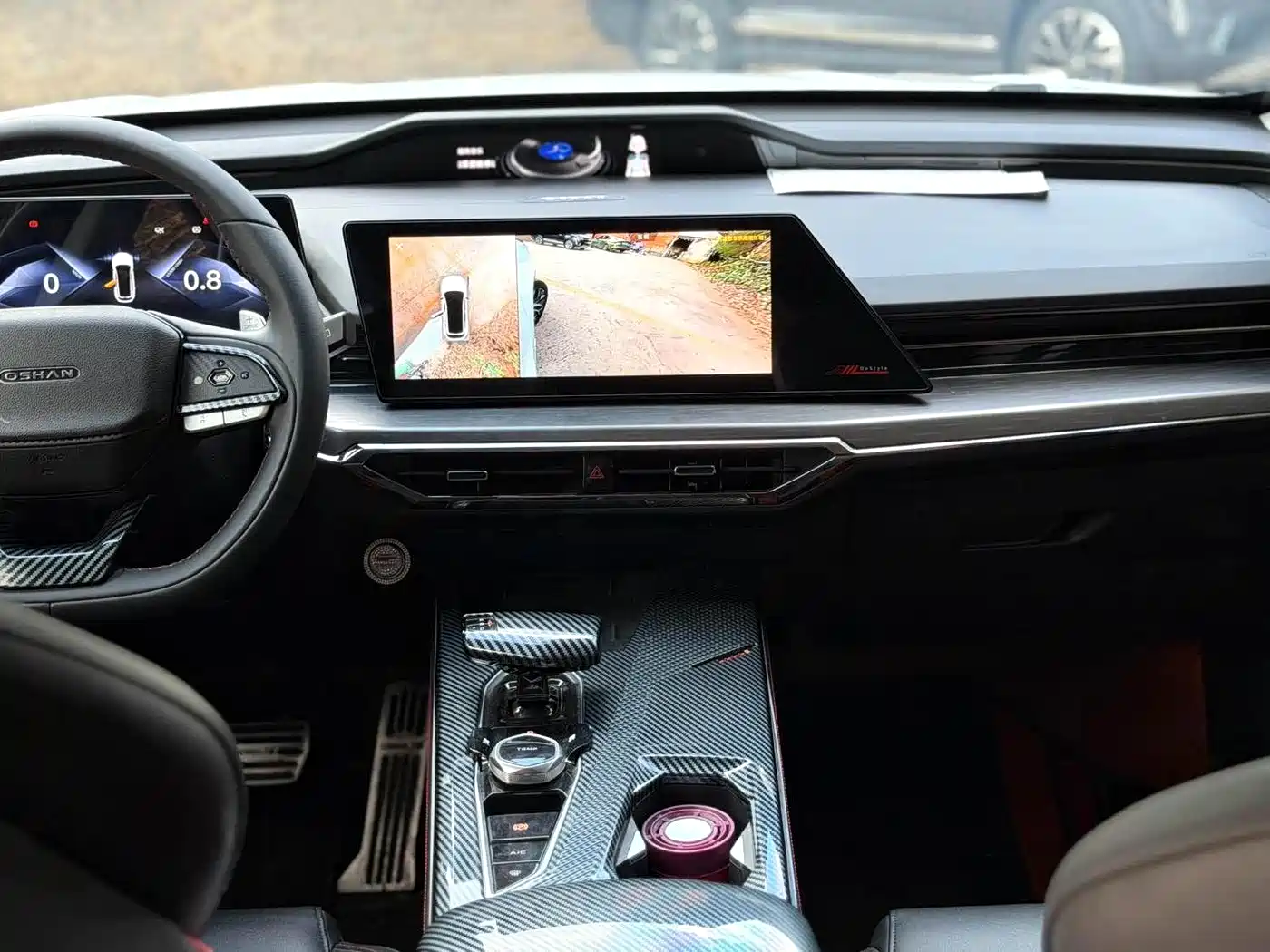 CHANGAN CHANGAN AUCHAN Z6