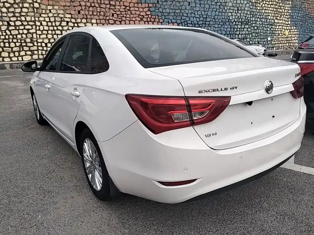 Фото 5 - Buick Excelle