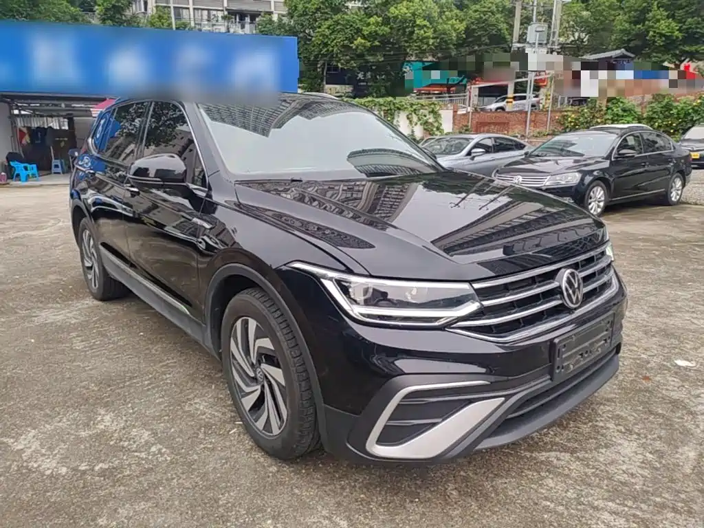 Фото 4 - Volkswagen Tiguan L