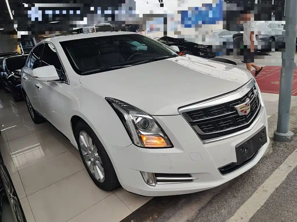 Фото 4 - Cadillac XTS