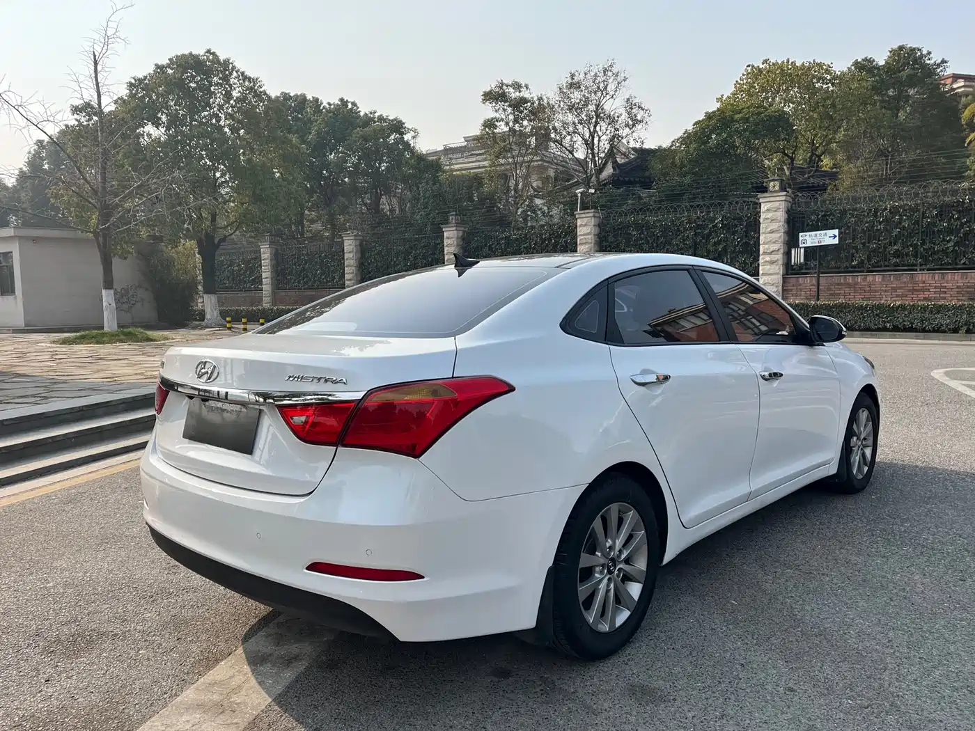 Hyundai Mistra 2014 1.8L Auto Premium DLX фото 6