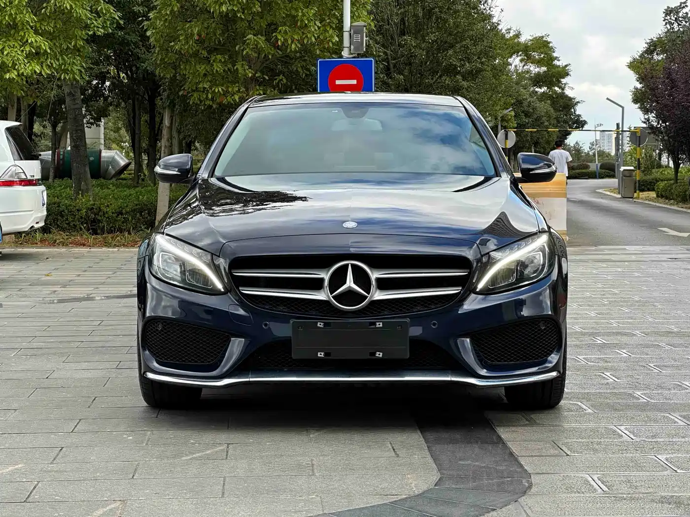 Mercedes-Benz C-Class 2016 2016 C 200 L Sport