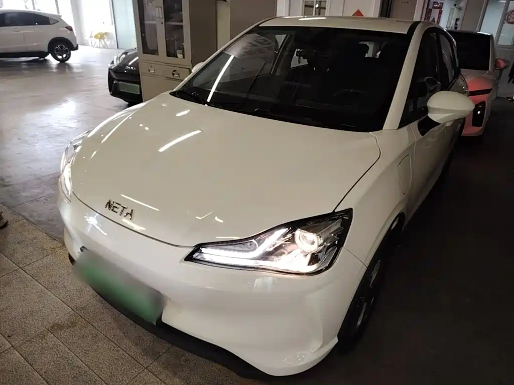 Nezha Auto Nezha V 2021 Standard Range Entertainment Upgrade