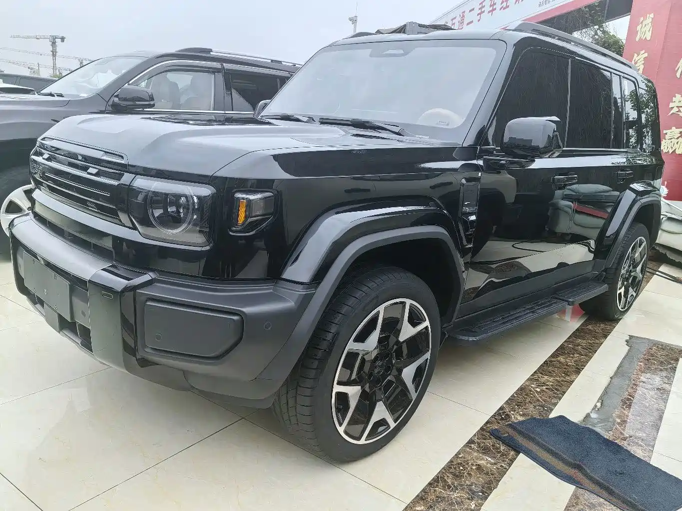 iCAR iCAR V27 2026 200KM AWD Falcon 500