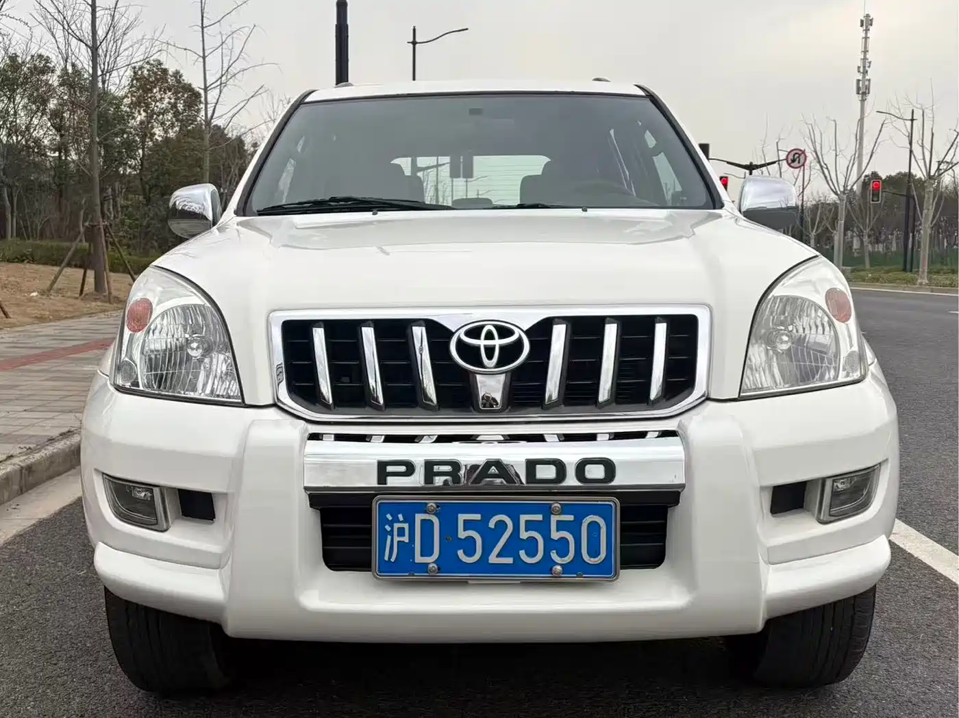 Toyota Prado 2004 4.0L Automatic GX фото 2