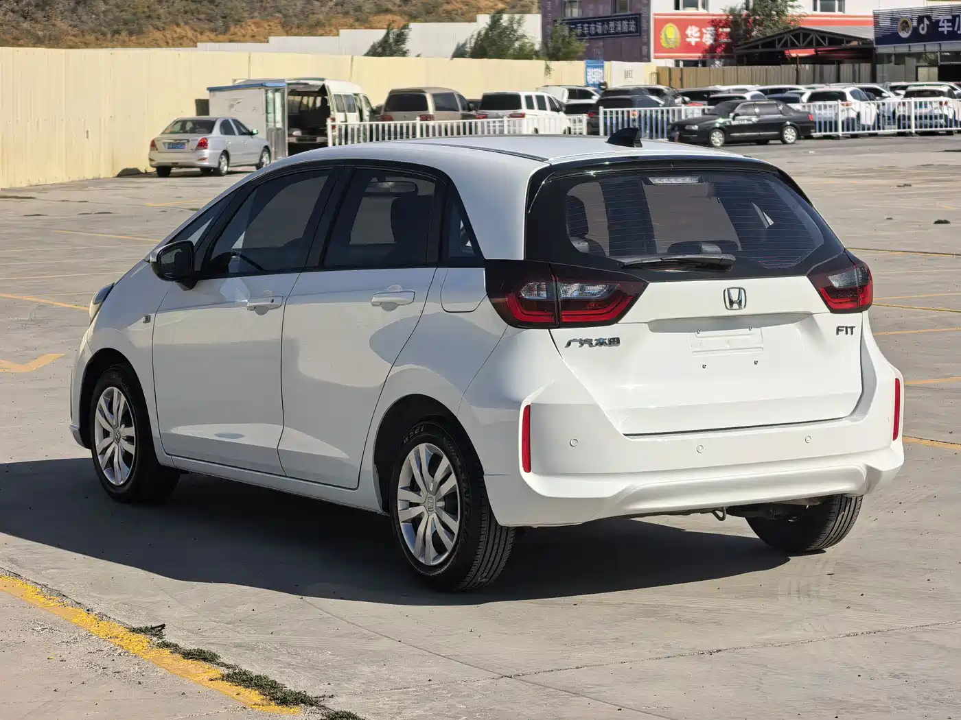 Photo 9 - Honda Fit