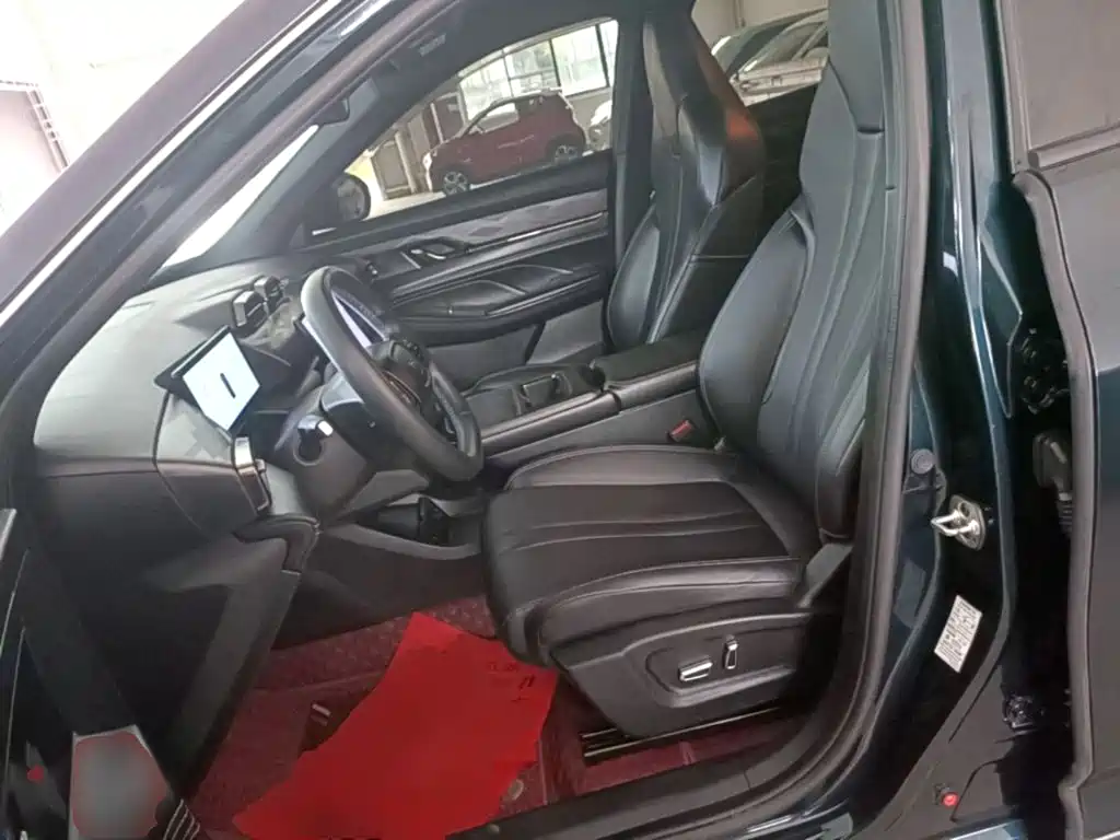 DONGFENG FENGSHEN L7
