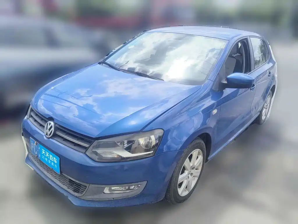 Фото 1 - Volkswagen Polo