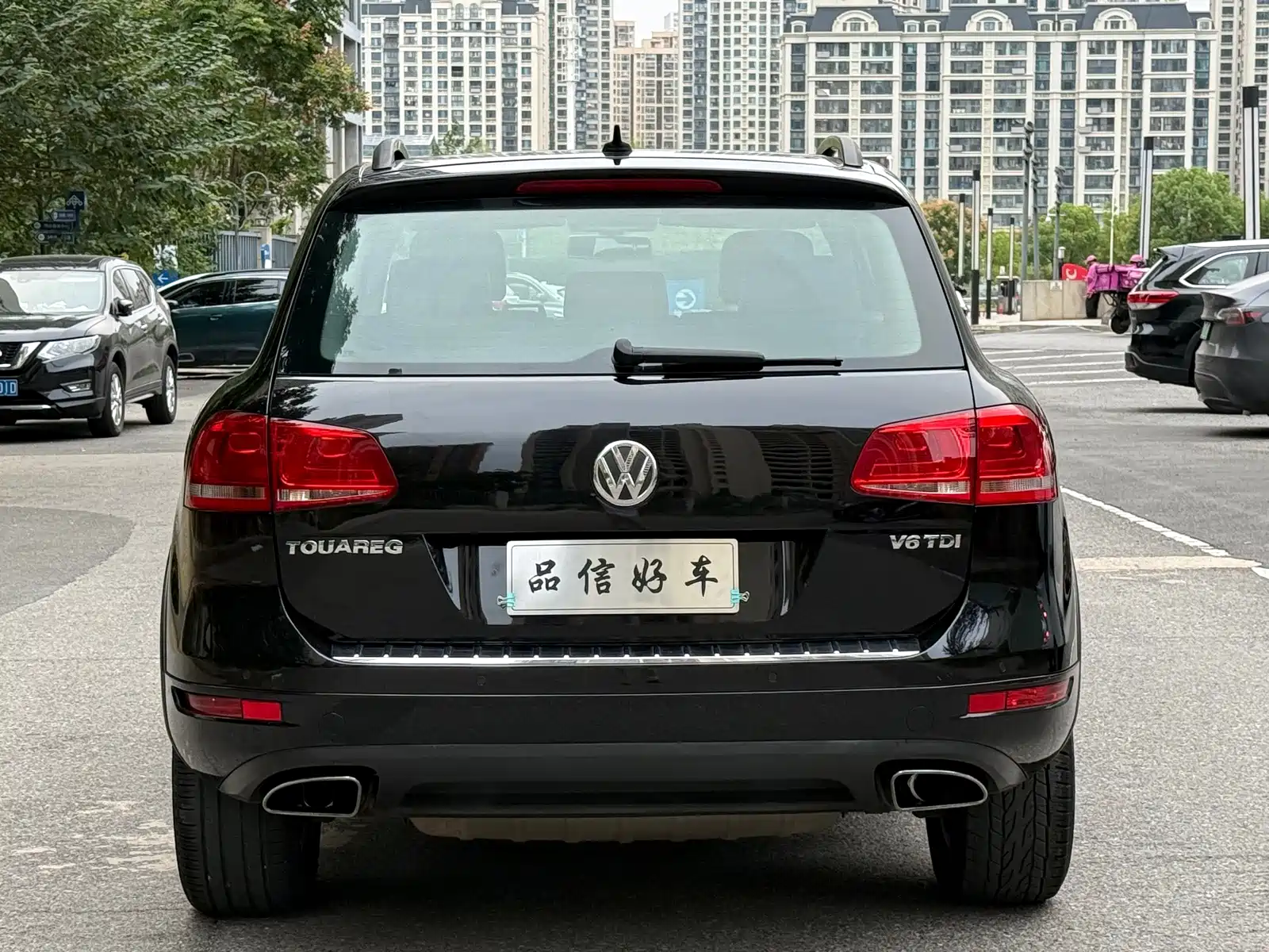 Фото 5 - Volkswagen Touareg